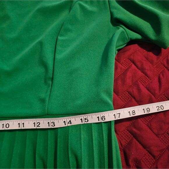 Aomei Green Midi Dress Size 2XL Pleated Flowy Plus Size Dress - Picture 5 of 7